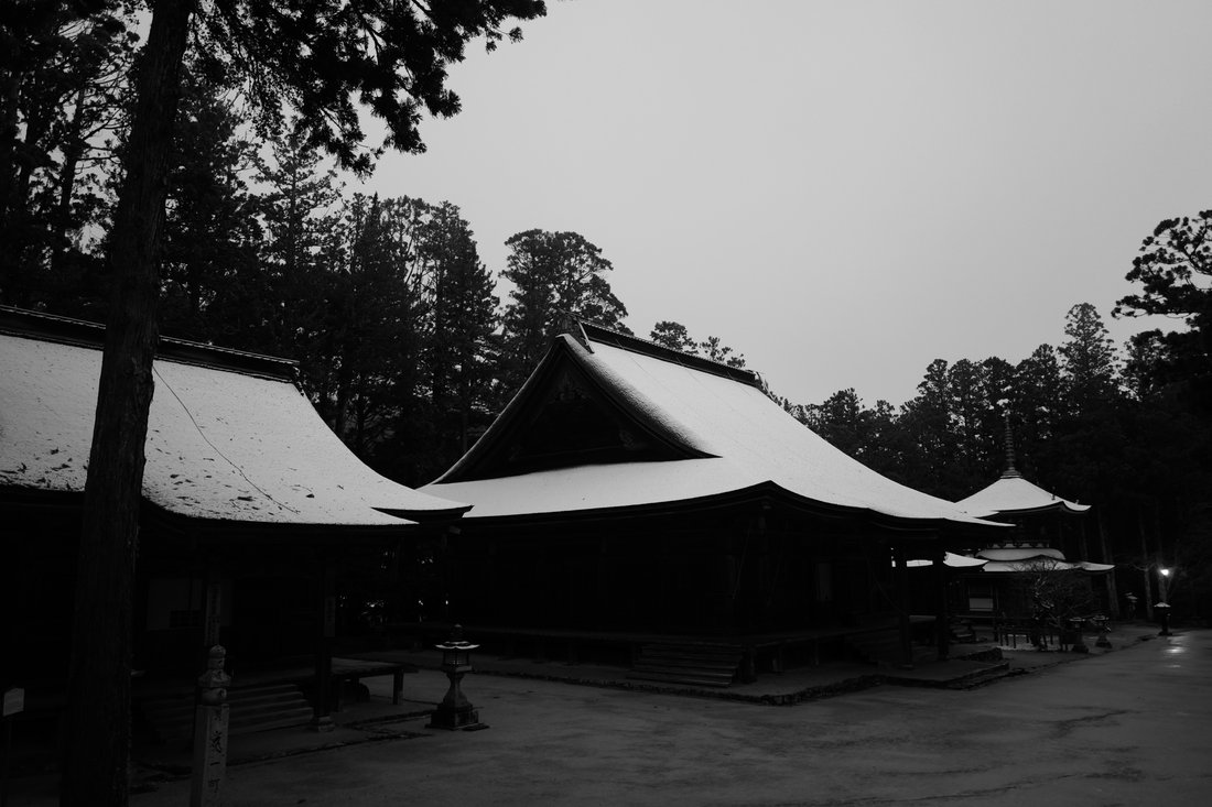 First snow at Mount Kōya